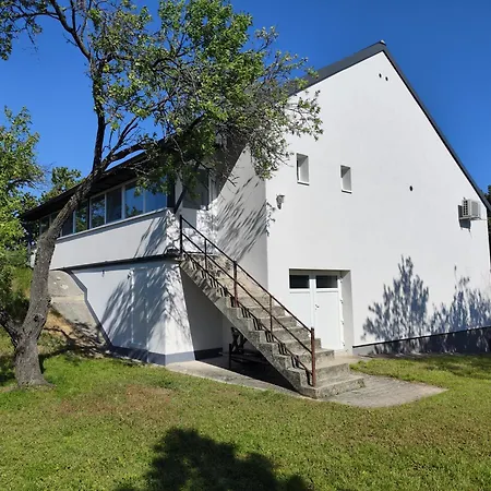 Eva Apartmanhaz 2