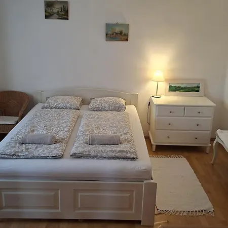 Eva Apartmanhaz 2 Appartement Csopak